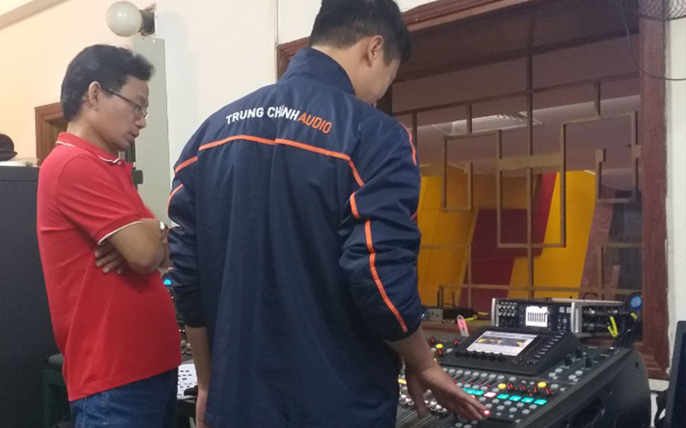 TCA cài đặt mixer Behringer X32