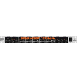 Amplifier Behringer HA8000