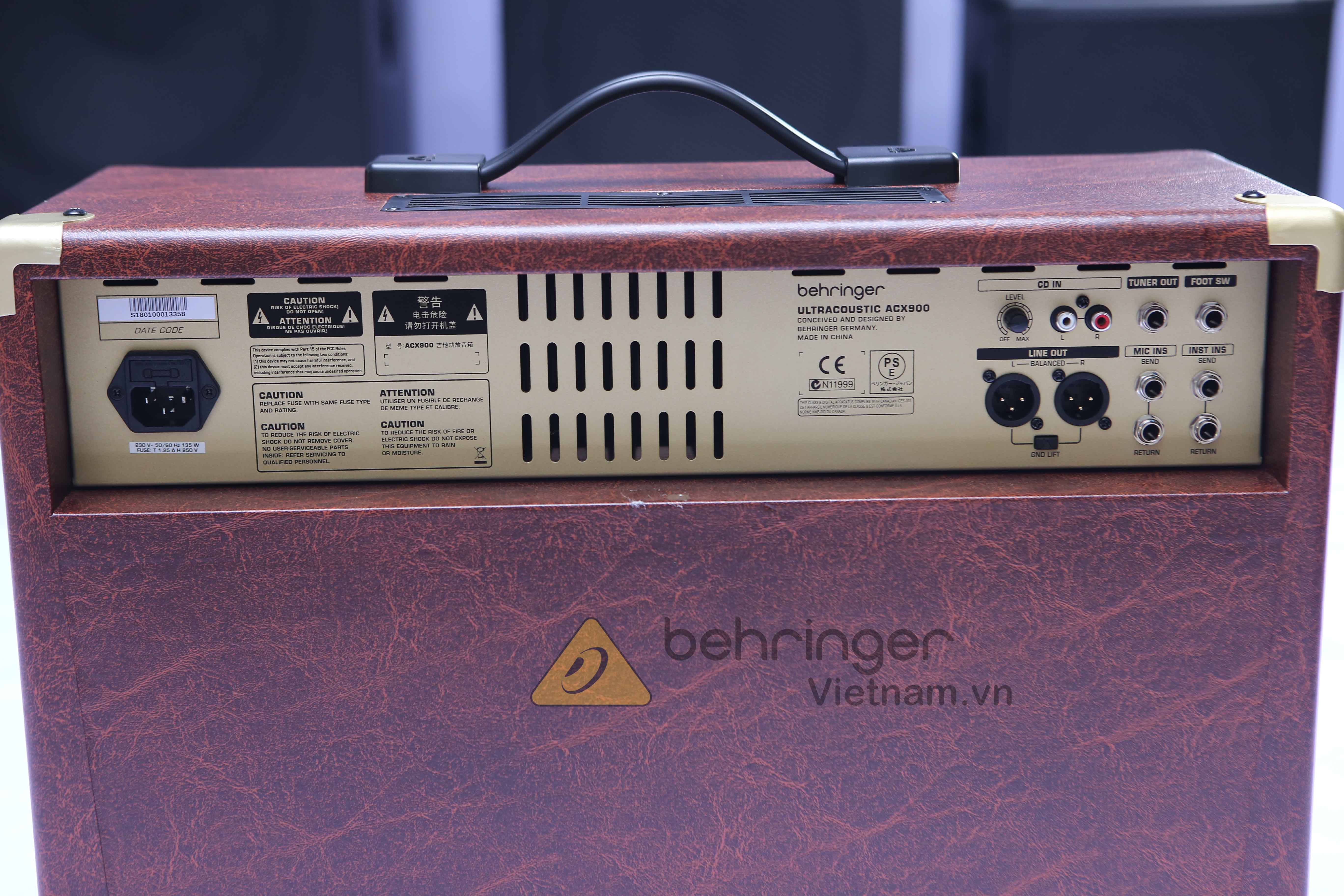 Amplifier Behringer ACX-900 chính hãng